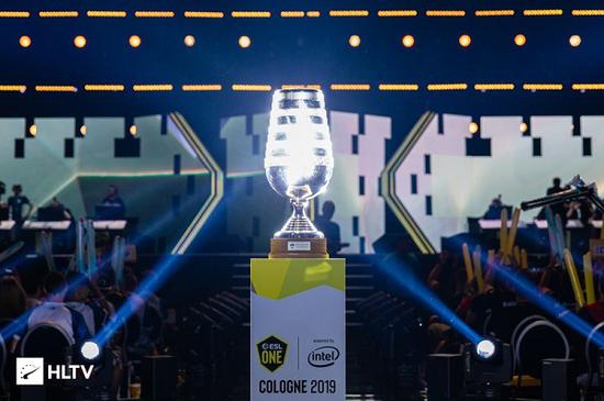 英雄联盟总决赛iG意外淘汰 成都赛场决胜局分析